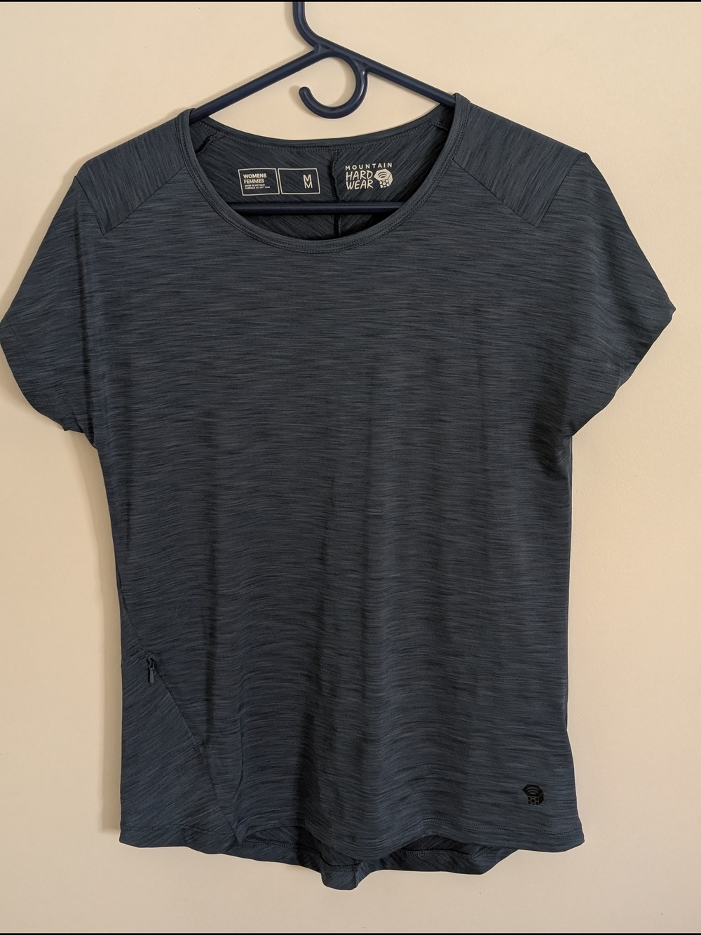 Mountain Hardwear Women's Blue Solid Crew Neck Stretch Pocket Tee M
